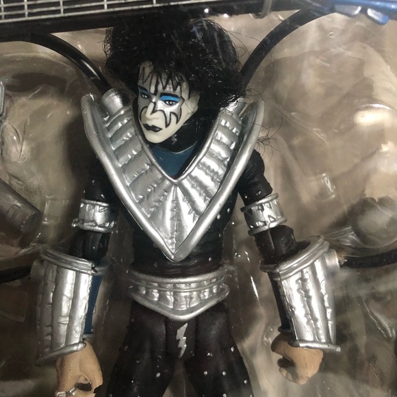 KISS Ace Frehley Ultra Action Figure 1997 Factory Sealed - Picture 3 of 7